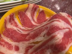 -四囍码头海鲜烧烤自助火锅(外滩南京东路悦荟广场店)