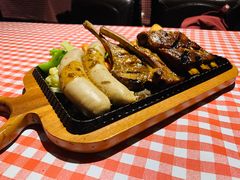-鲨鱼美式餐厅酒吧Sharky