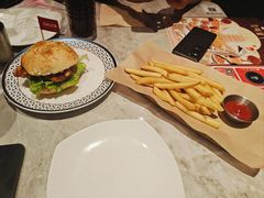 -必胜客(城西银泰店)