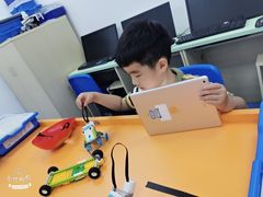 -童程童美·信息学竞赛·乐高机器人编程(长宁来福士校区)