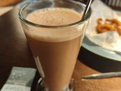 奶茶-卡普里披萨·牛扒·下午茶
