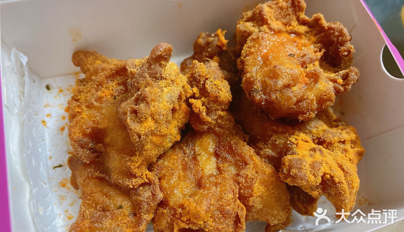 令我意向不到的是这家就酱炸物 原来是百利家旗下的炸物点