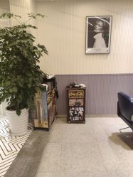 -PE SALON