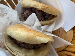 -闫家驴肉老店(华电一校店)