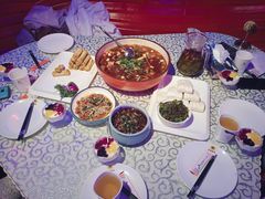 -巴特餐饮6加1音乐餐吧·新疆菜