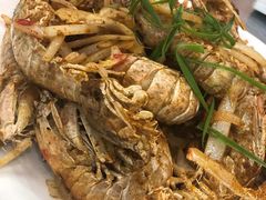 -覃记海鲜美食餐厅