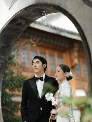 -不晚国际婚纱礼服