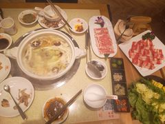-煲大王猪肚鸡·椰子鸡火锅(红谷滩万达店)