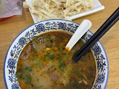 -八百里牛肉汤(盖饭·锅贴·万象城店)