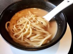 胶东炝锅面-鲁采LU STYLE(新天地店)