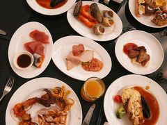 -圣丰索菲特·2 On 988 Café 自助餐厅