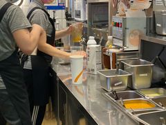 -CoCo都可(湖滨银泰店B区店)