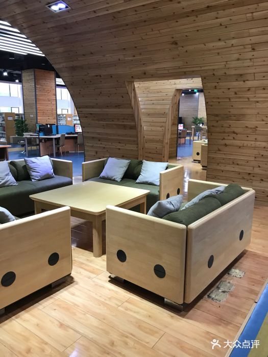 首都图书馆-休息区-环境-休息区图片-北京休闲娱乐-大众点评网