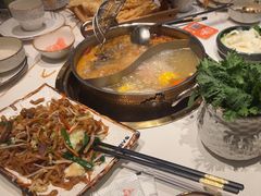 -牛人日志·鲜牛肉骨汤火锅(万科里瑧店)