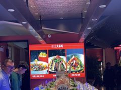 -鸽子侯·家宴·平价海鲜(市图书馆店)