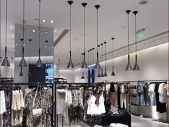 -URBAN REVIVO(七宝领展广场店)