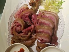 -品悦酒店(三林古镇店)