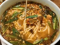 -一坐一忘云南菜(嘉里中心店)