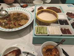 -姚姚酸菜鱼·金戈戈香港豉油鸡(喜荟城联名店)