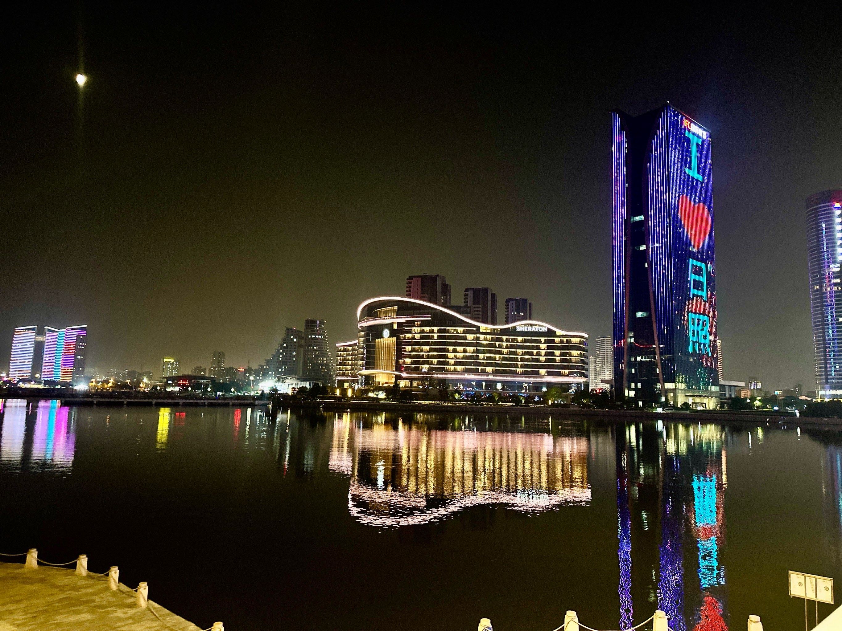 创作者赏金计划#夜景打卡地 #中秋旅行攻略 #旅行推荐官 hai j