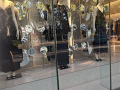 -ZARA(大上海时代广场店)