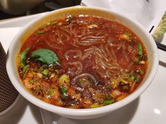 秘制酸辣粉-白起肉夹馍