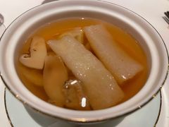 松茸竹笙炖菜胆汤-三号黄浦会Canton Table