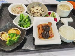 -月幸福月子中心(静安店)