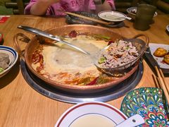 -洱火云南酸菜牛肉火锅(石景山当代商城店)