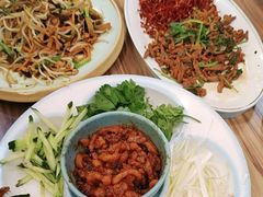-合合春饼·酱骨·东北菜(潘家园店)