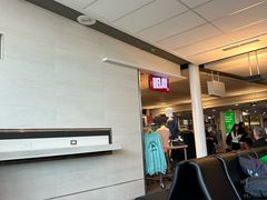 -蒙特利尔皮埃尔·埃利奥特·特鲁多国际机场