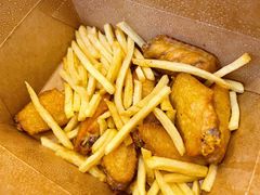 鸡翅薯条-叶派龙虾•招牌香辣蟹·海鲜(中海国际店)