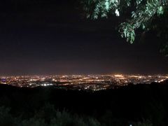 -鬼笑石后山停车场