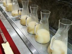 -蓝钻·国际美食海鲜自助百汇(西直门店)