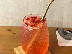 PinkPink草莓苏打-251#coffee roasters(沿河东路店)