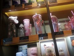 -星巴克臻选(周浦万达店)