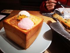 十年纪念版面包诱惑-蜜桃餐厅·伴山(湖滨商业街店)