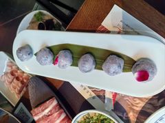 爆浆黑虎虾丸-大隐·成都火锅Bistro(合生麒麟新天地店)