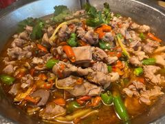 -兔行天下-鸿鹤鲜锅兔(中海国际店)