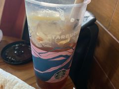 酸柠浮冷萃-星巴克臻选(深圳龙华红山天虹店)