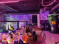 -vimi便利店酒吧