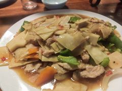 -老街坊餐吧