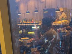 -怡豪大饭店·银顶旋转餐厅