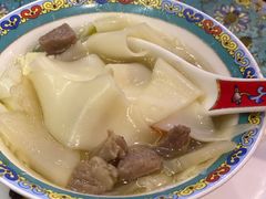 -毛辣果·贵州红酸汤牛肉火锅(西单店)