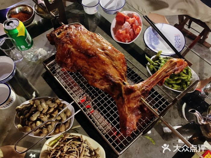 迎燕阁烤羊腿(二环南路店)图片