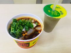 -江三王记牛杂馆(总店)