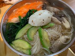 -牛信亭韩国料理·炭火烤肉(紫藤路店)