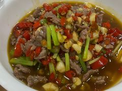 鲜炒黄牛肉-憨伢子·家常菜小食堂·有锅气の炒菜(江汉路店)