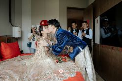 -Color卡诺婚纱礼服馆(南京严选店)