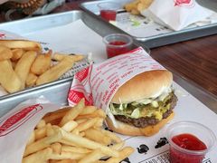 -FATBURGER 特富客汉堡(外交公寓店)